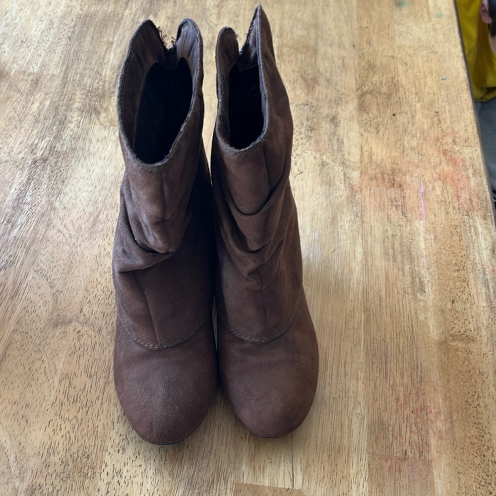 Woman’s boots